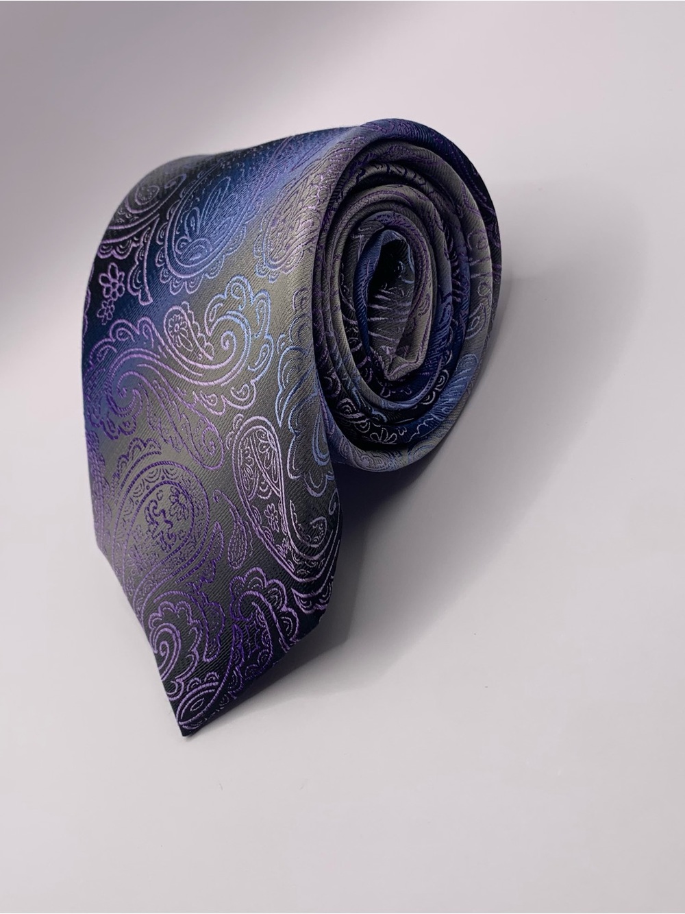 Van Heusen Purple Paisley Silk-Blend Tie 0104 business formal wedding interview
